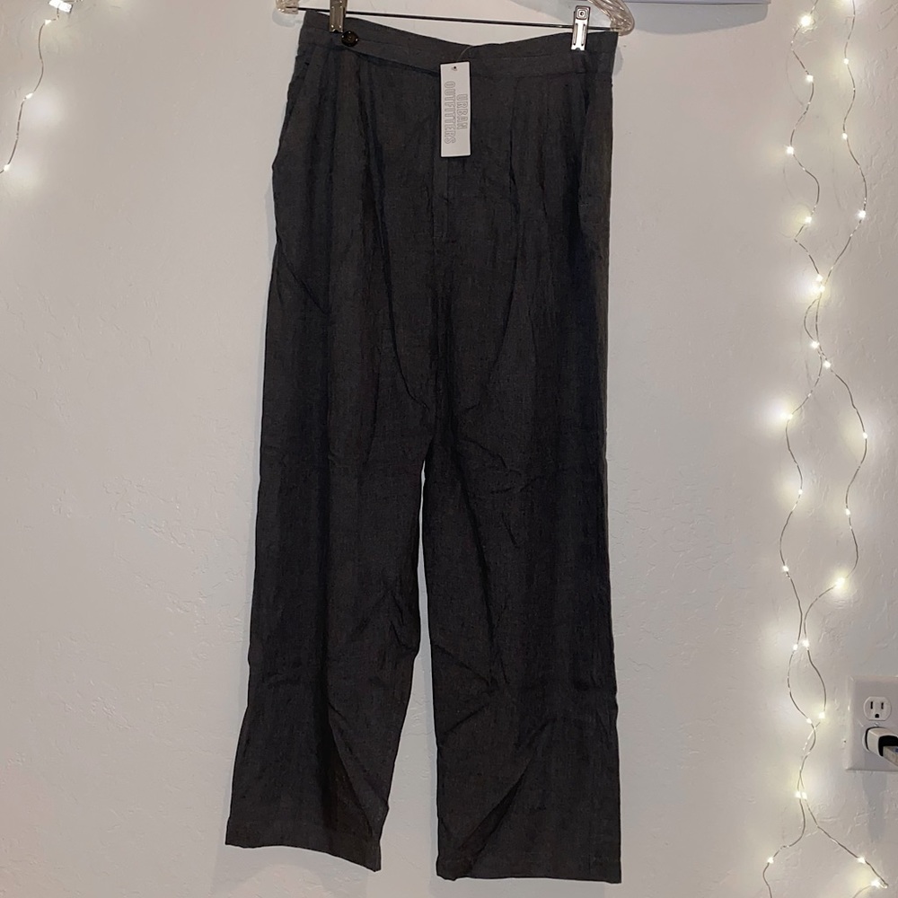 NWT Urban Outfitters astrid pleated tapered trousers